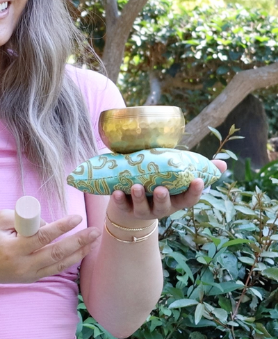 The ZenOhm Bowl ™ 3″ Tibetan Singing Bowl Set – for Meditation, Sound Healing, Chakra, Yoga – Handmade in Nepal