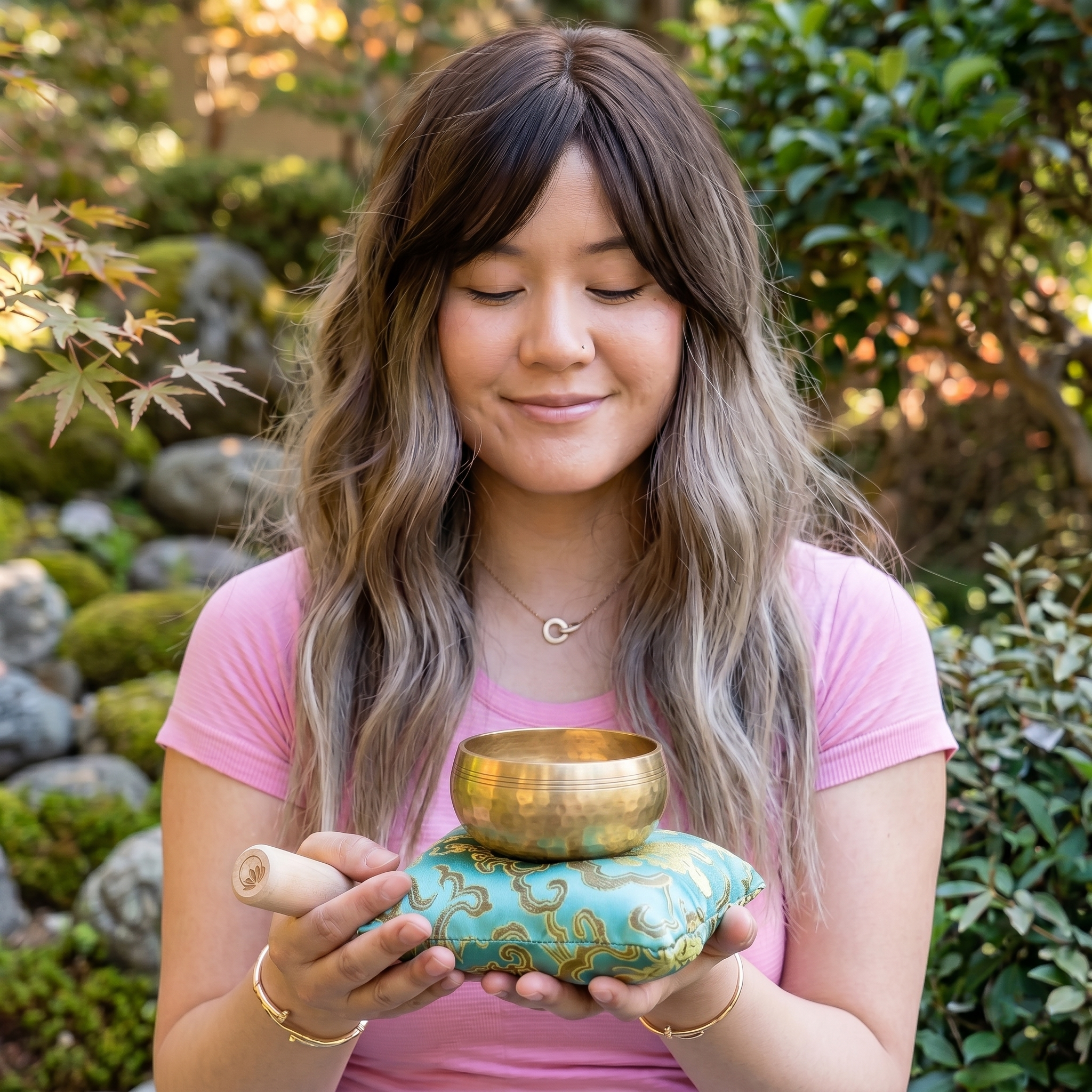The ZenOhm Bowl ™ 4″ Tibetan Singing Bowl Set – for Meditation, Sound Healing, Chakra, Yoga – Handmade in Nepal